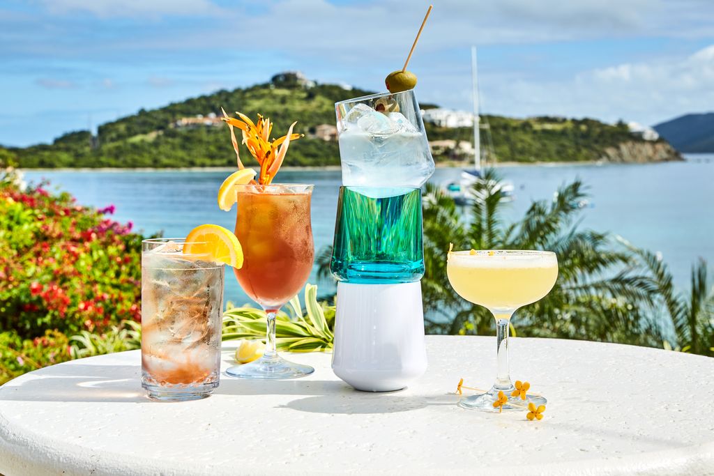 Pool Drinkware