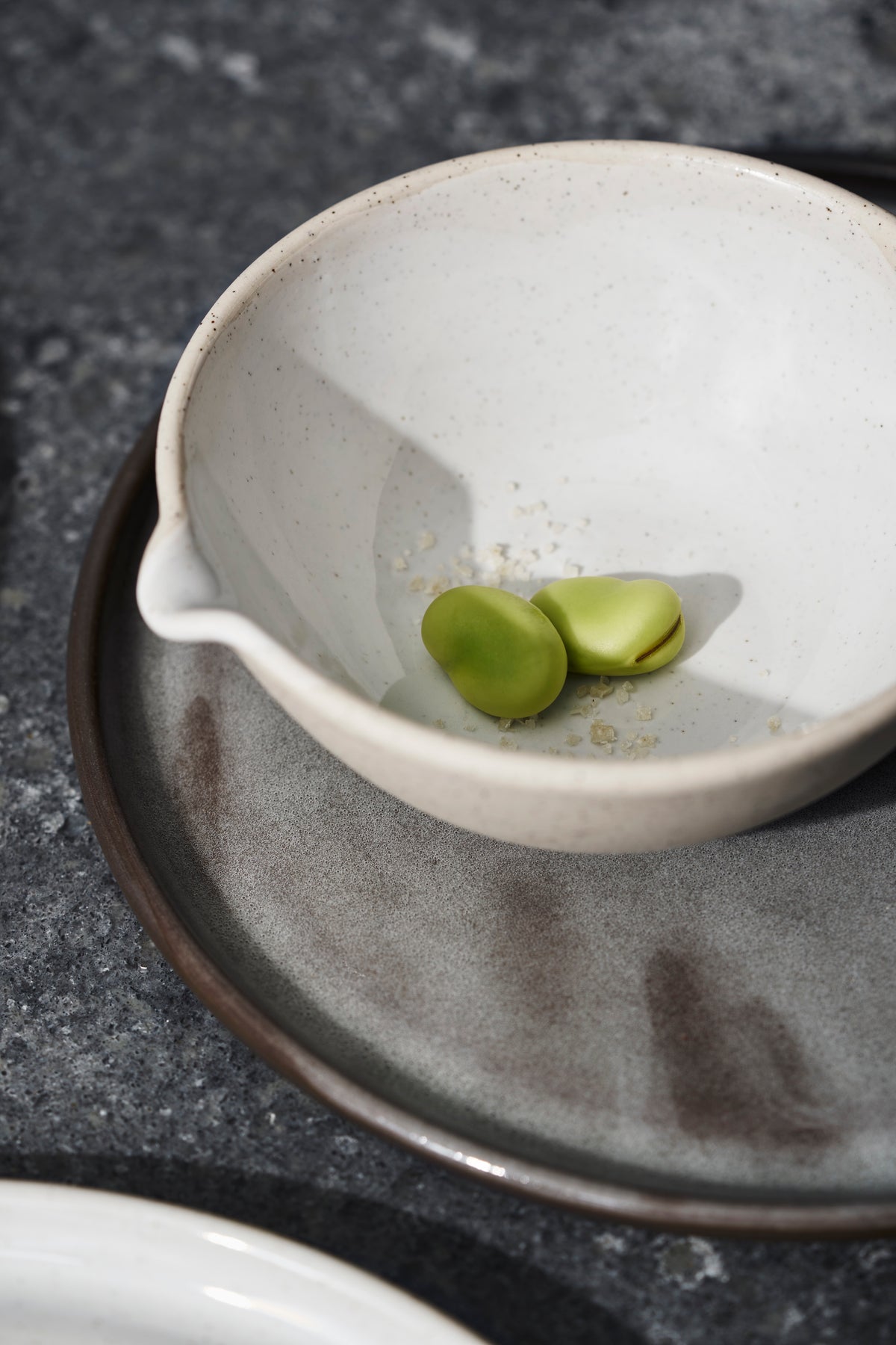 Bowl with Double Spout 4"