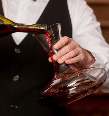 Classic Collection Wine Decanter 26.5 oz